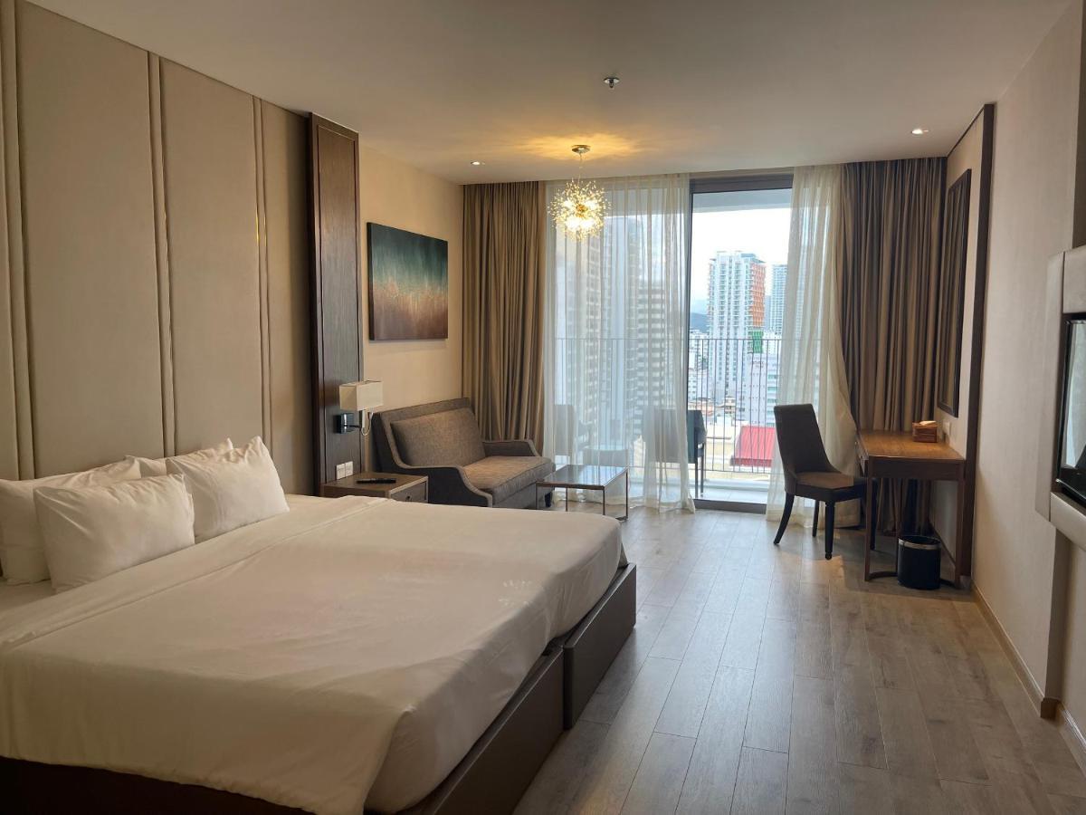 Kn Panorama Beachfront Condotel 나트랑 외부 사진