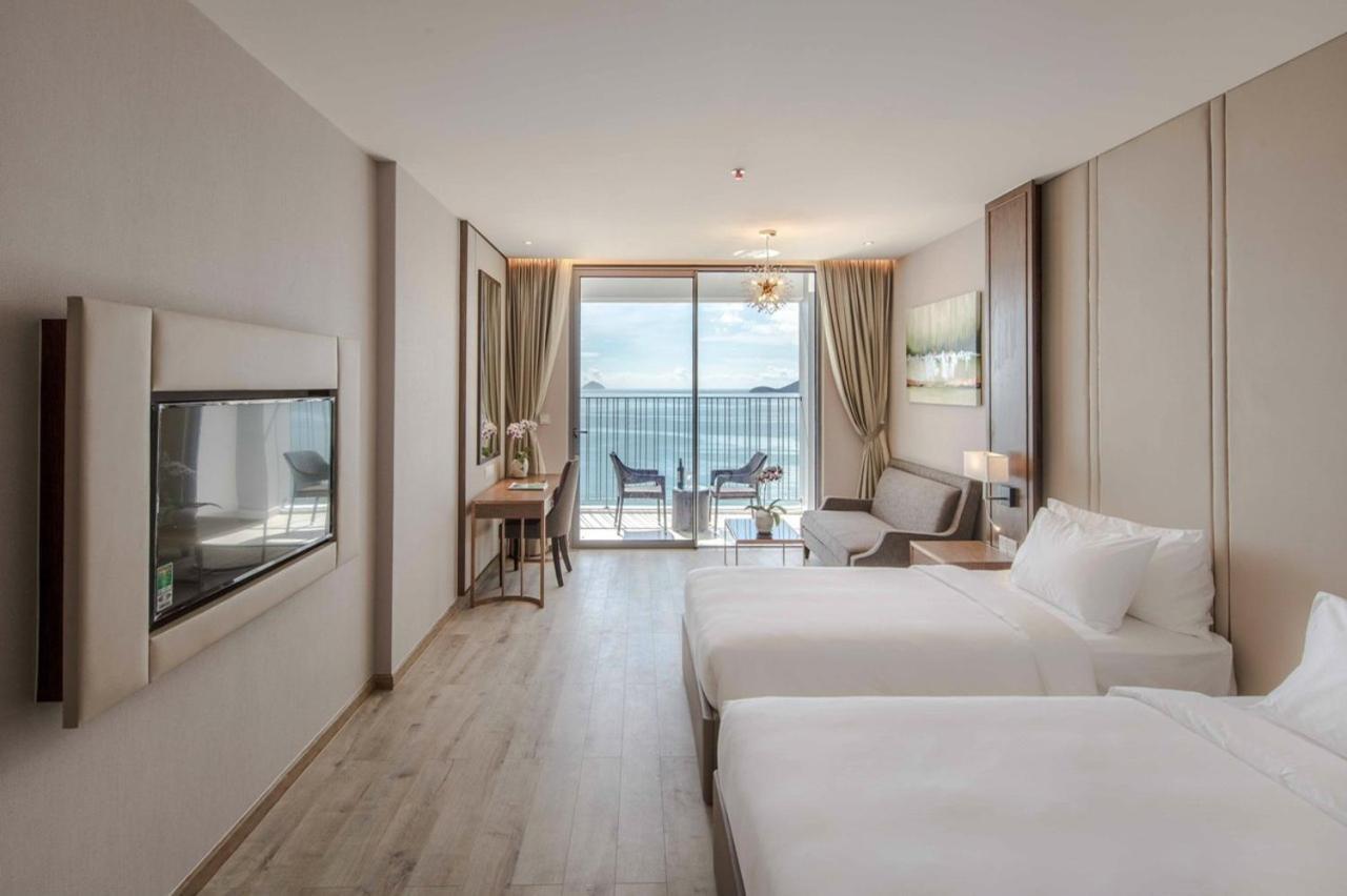 Kn Panorama Beachfront Condotel 나트랑 외부 사진